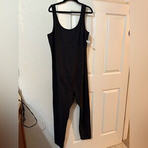 Isabel maternity jumpsuit - size XXL